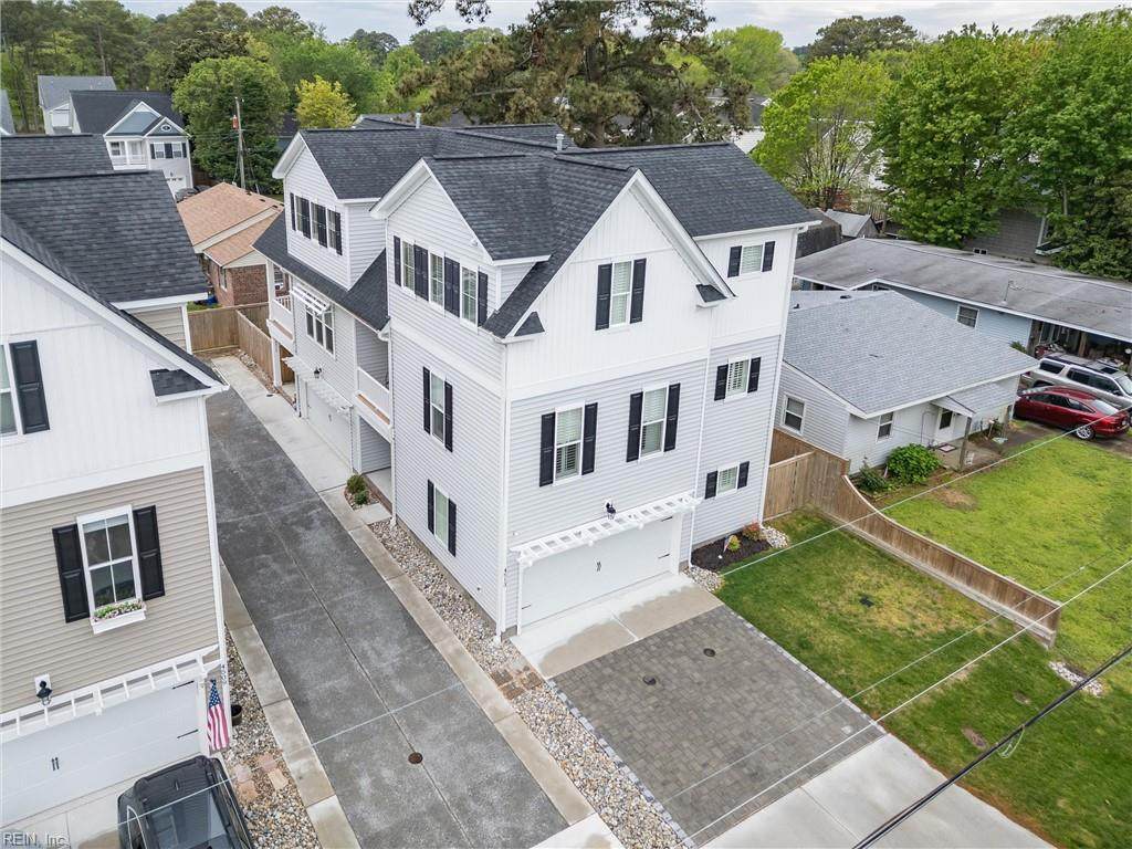 4513 Lee Ave - Photo 1