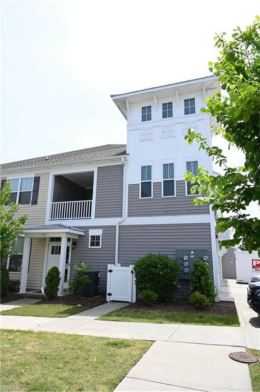 1311 Tides Edge Ct - Photo 1