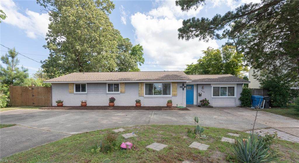 552 Plantation Rd - Photo 1