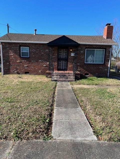 202 Woodstock St - Photo 1