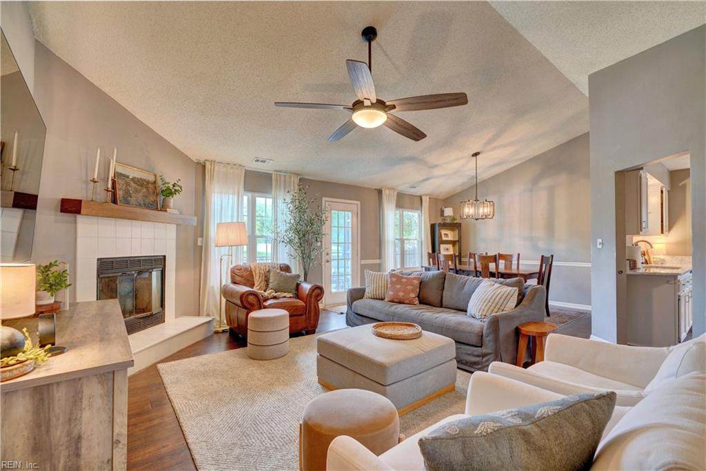 2328 Kerr Dr - Photo 1