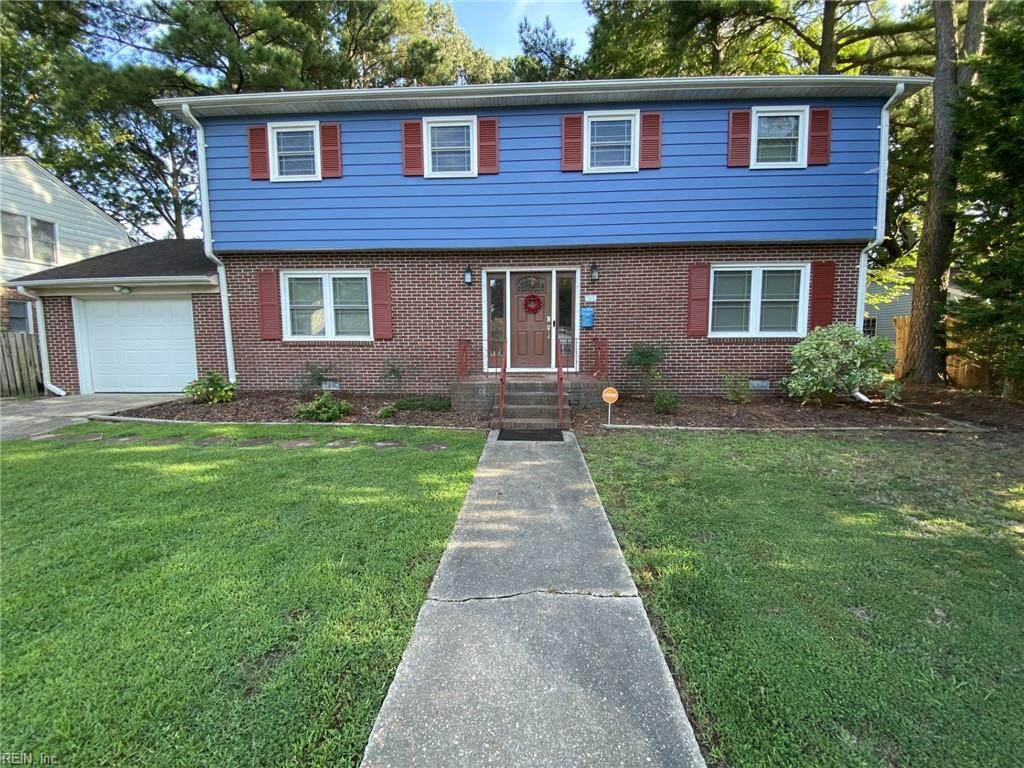 348 Wrexham Ct - Photo 1