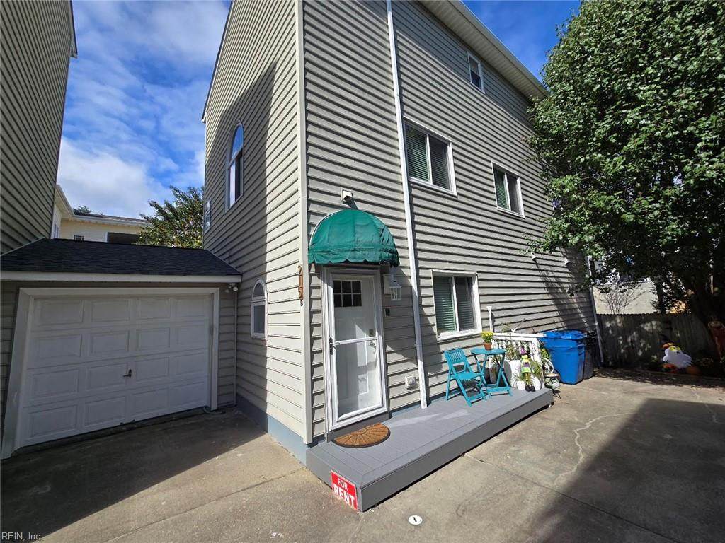 215 64th St - Photo 1