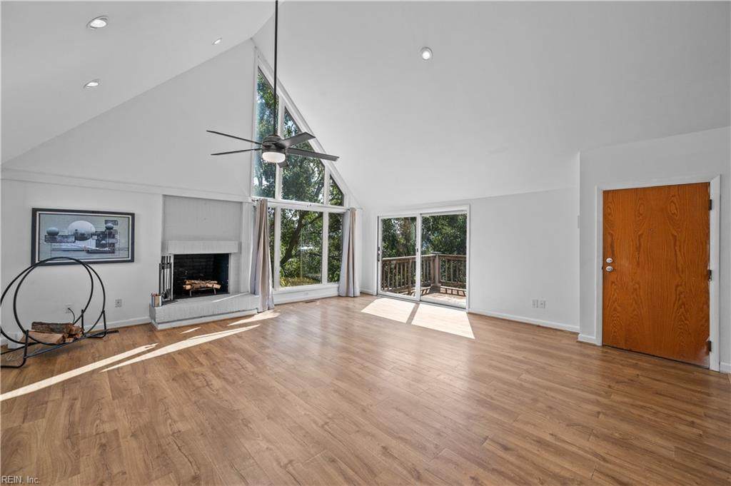 696 Mowbray Arch - Photo 1