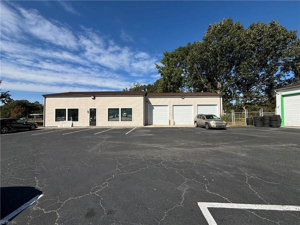 12608 Warwick Blvd - Photo 1