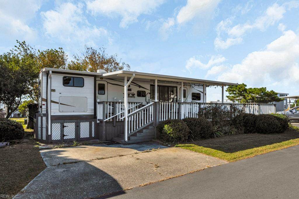 3665 Sandpiper Rd - Photo 1