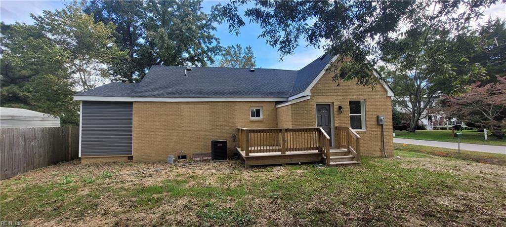 2708 Thomas St - Photo 1