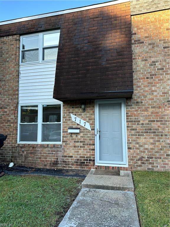 718 Arthur Ave - Photo 1