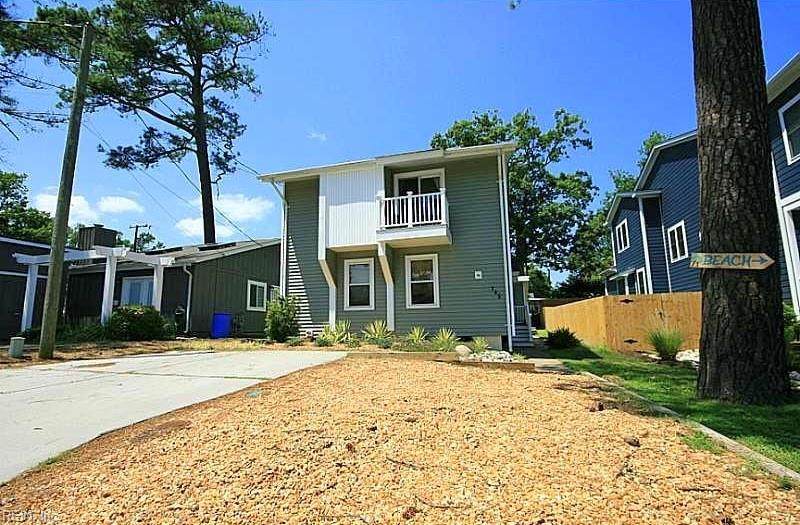 745 Kennedy Ave - Photo 1