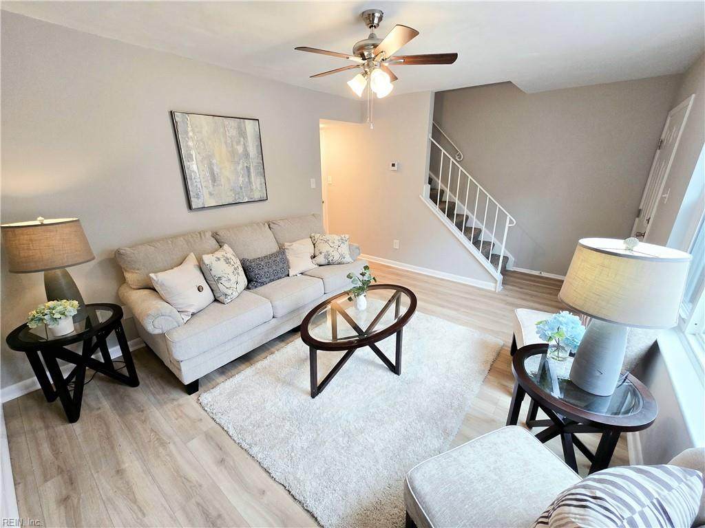 724 Hayes Ave - Photo 1