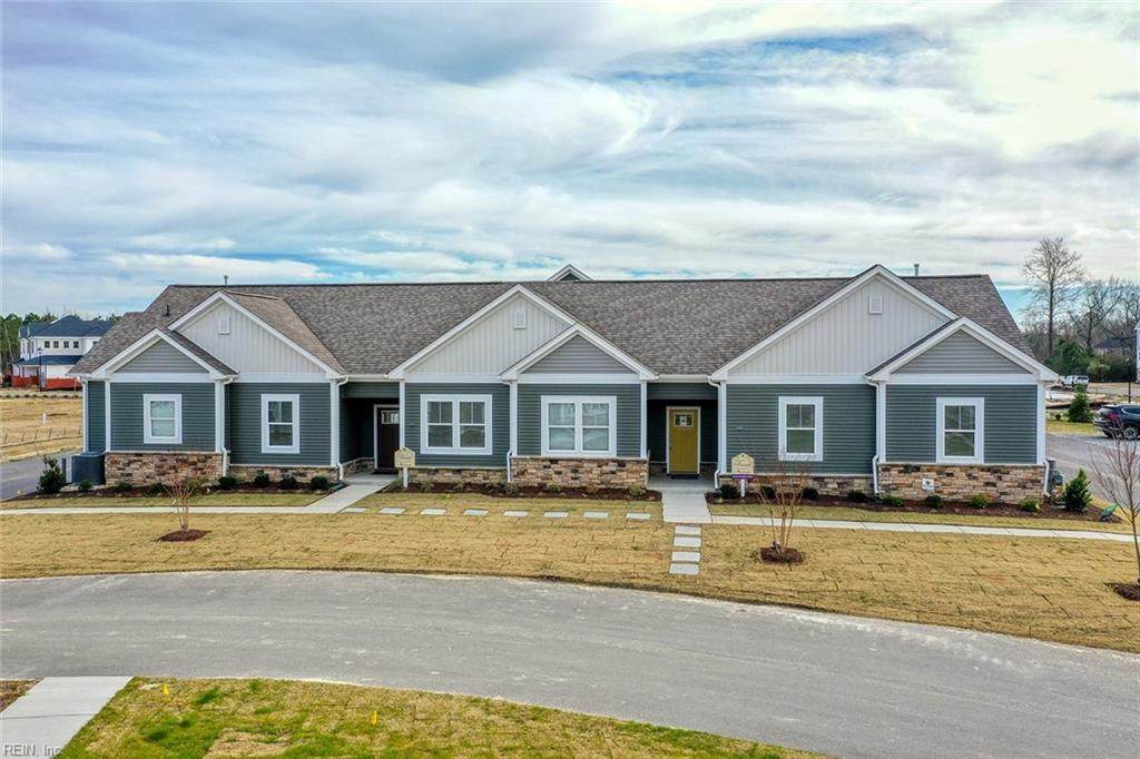 1013 Paragon Way - Photo 1