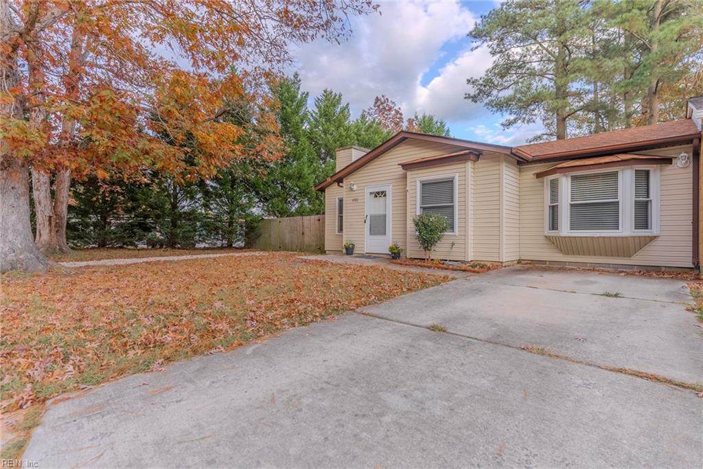 1400 Chickadee Ln - Photo 1