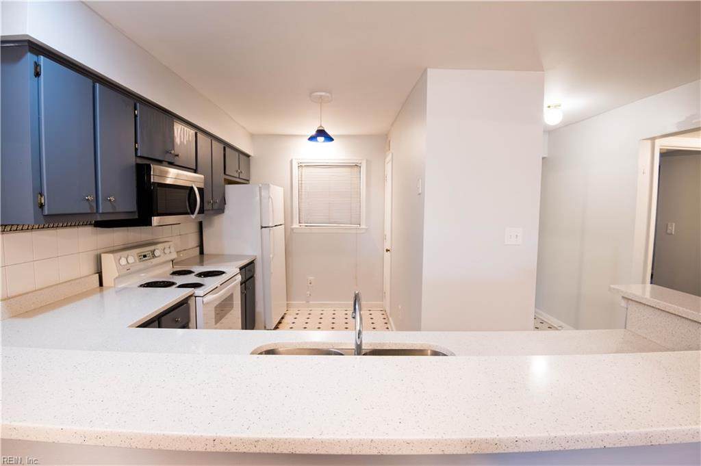 108 Lantana Ln - Photo 1