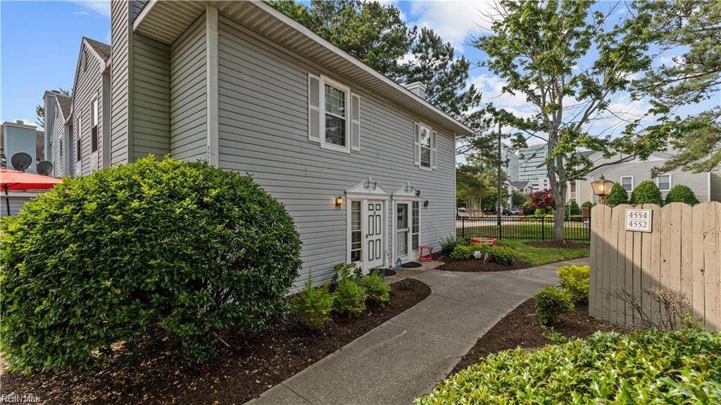4558 Genoa Cir Cir - Photo 1