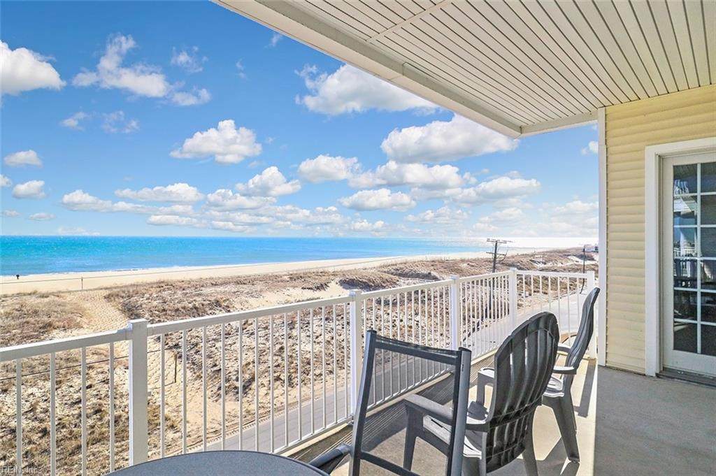 204 Sandbridge Rd - Photo 1