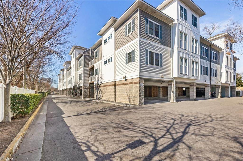 7922 Shore Dr - Photo 1