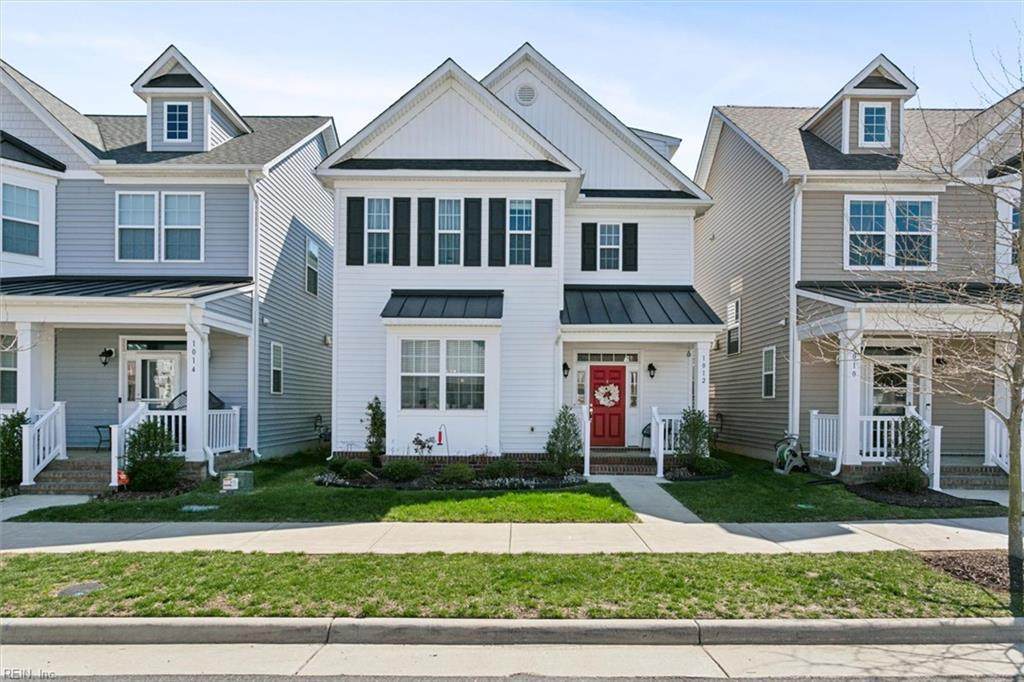1012 Chartwell Dr - Photo 1