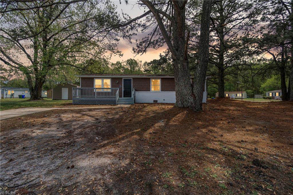1301 Sierra Dr - Photo 1