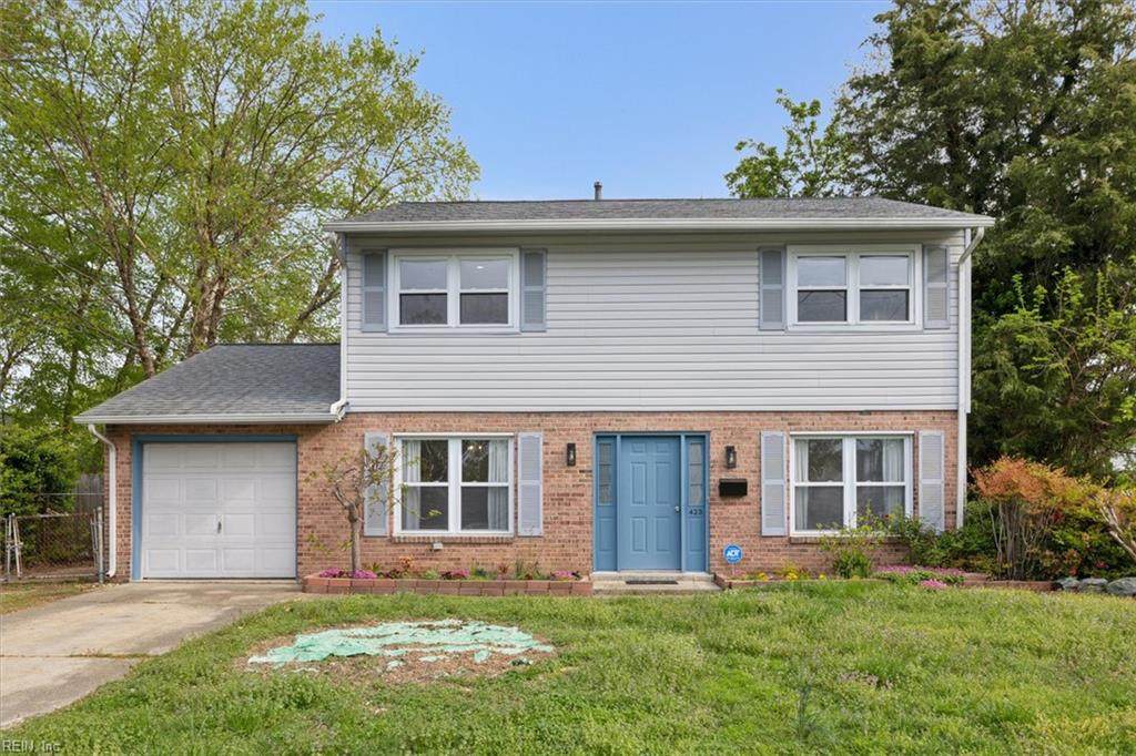 423 Galveston Ct - Photo 1
