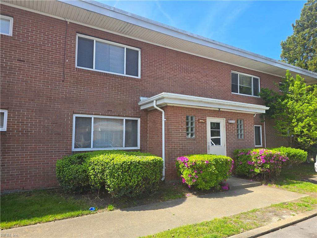 1128 Sparrow Rd - Photo 1