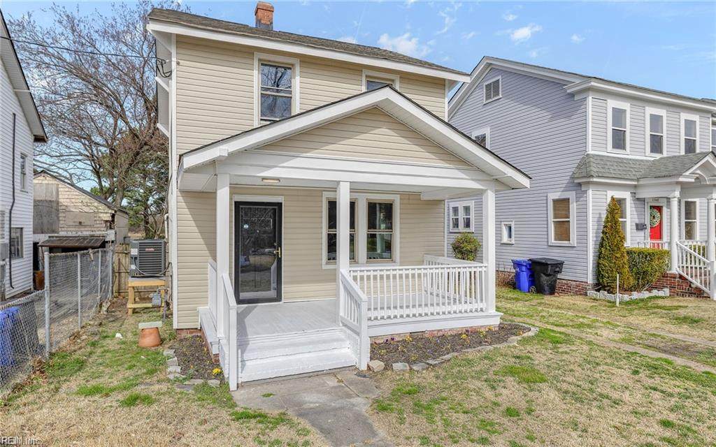 1752 Mathews Ter - Photo 1