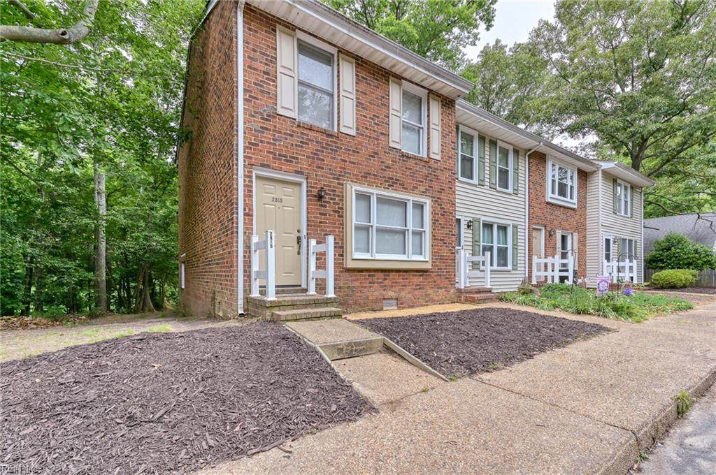 2815 Oak Hill Dr - Photo 1