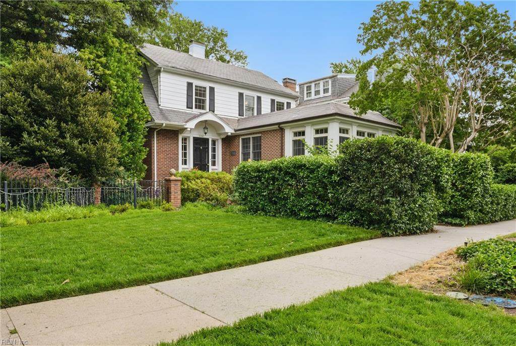 1104 Graydon Ave - Photo 1