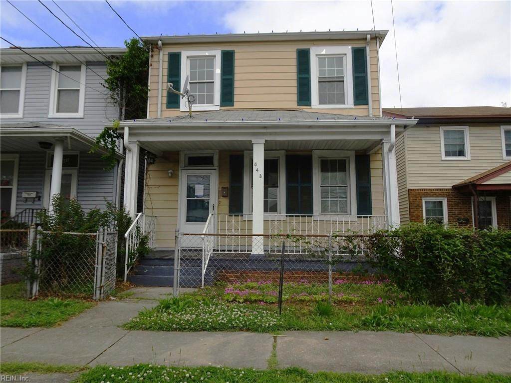 843 29th St - Photo 1