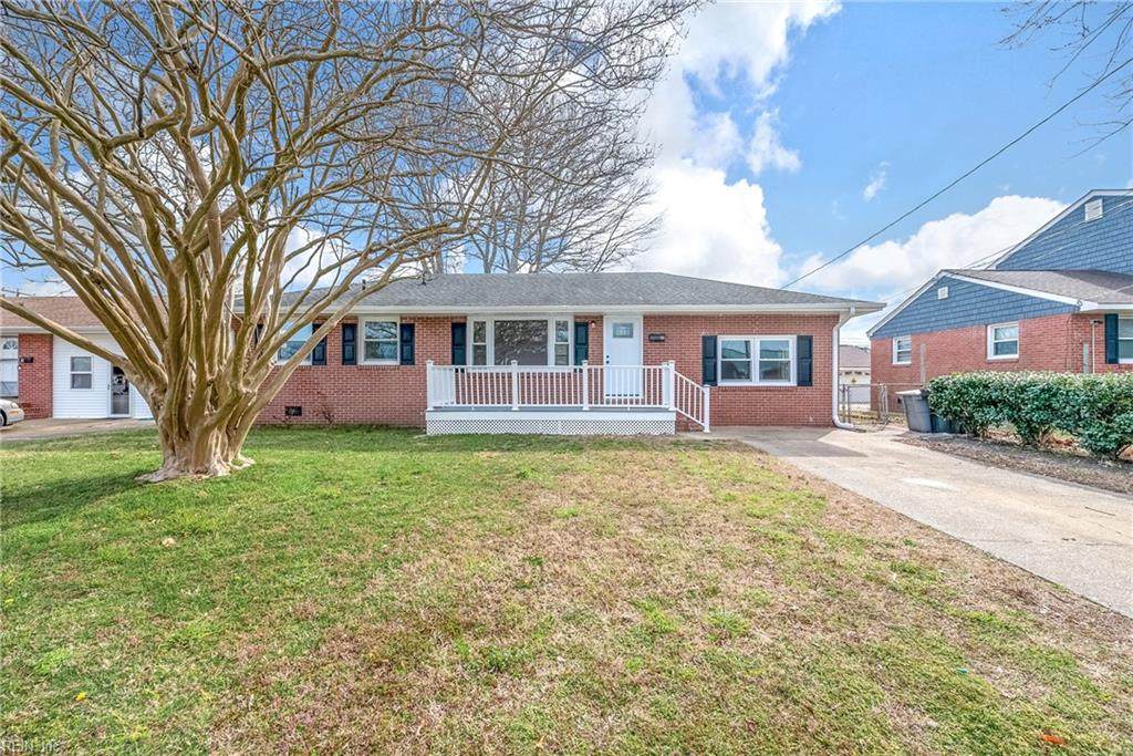 9 Prince George Dr - Photo 1