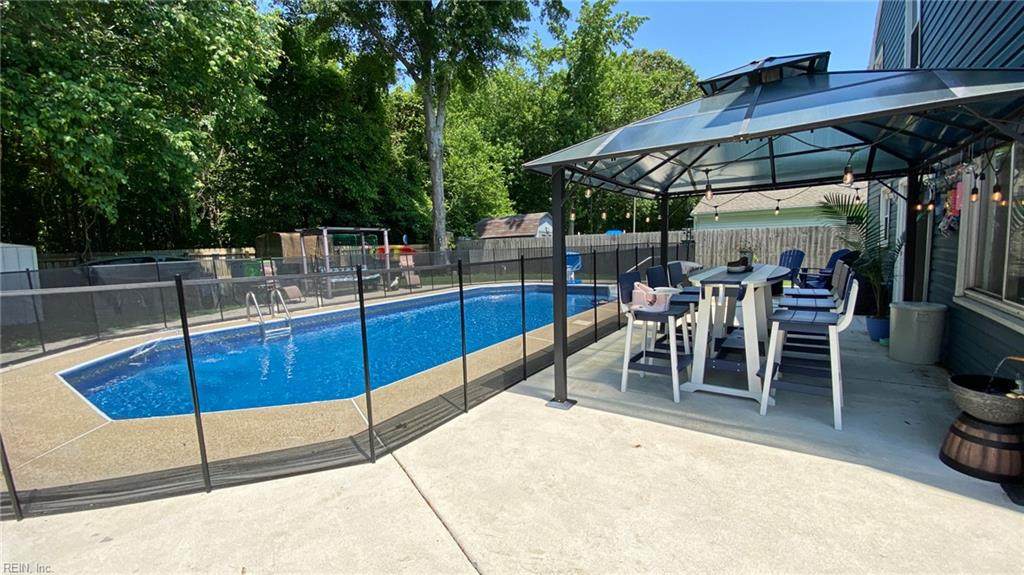 3104 Glastonbury Dr - Photo 1