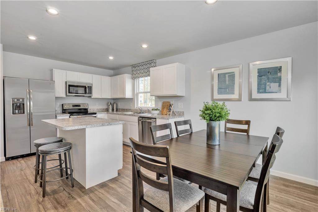 3905 Clyde St - Photo 1