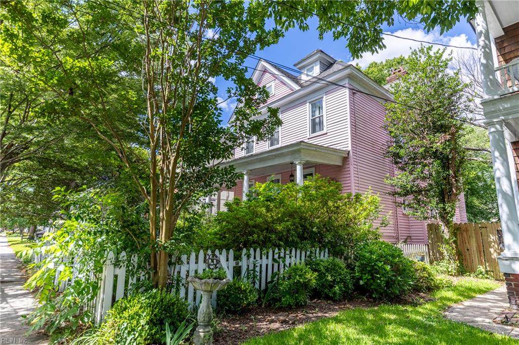 218 Mt Vernon Ave - Photo 1