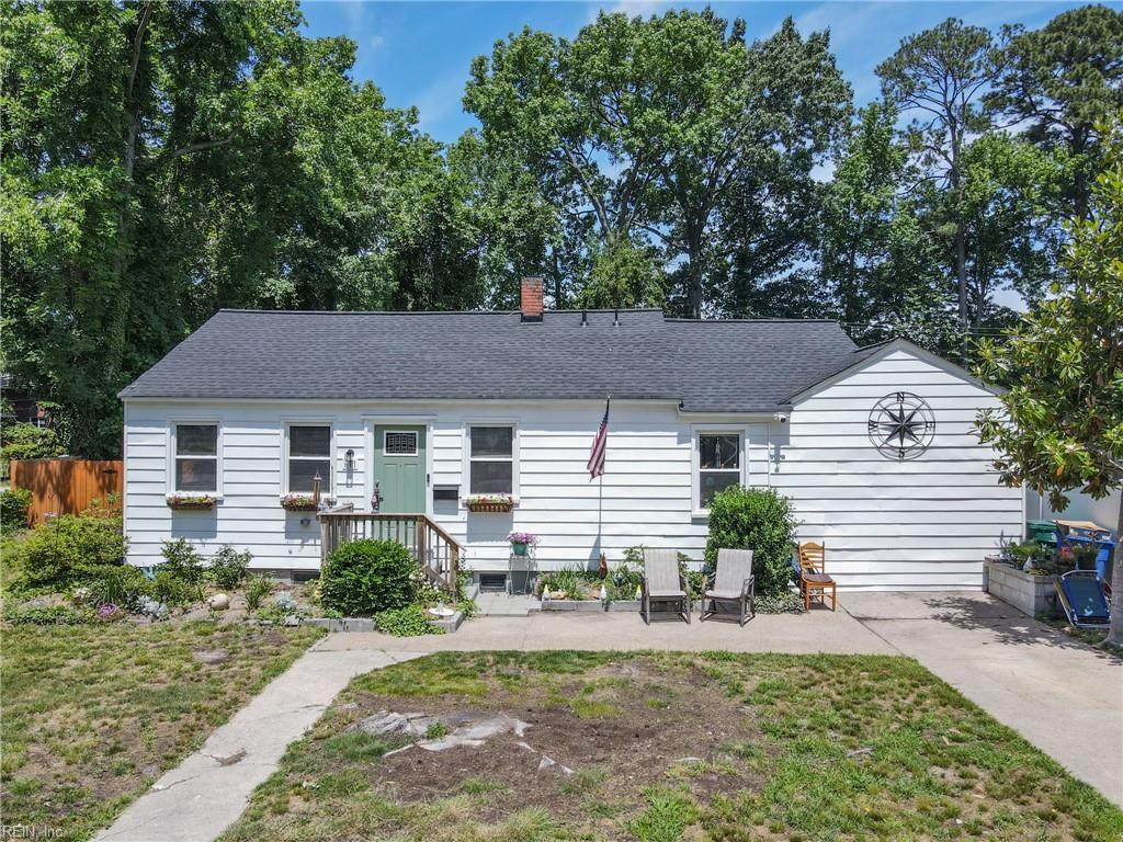 611 74th St - Photo 1