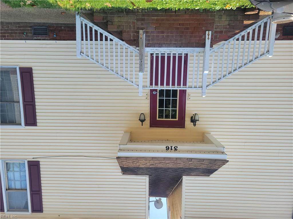 316 Washington St - Photo 1