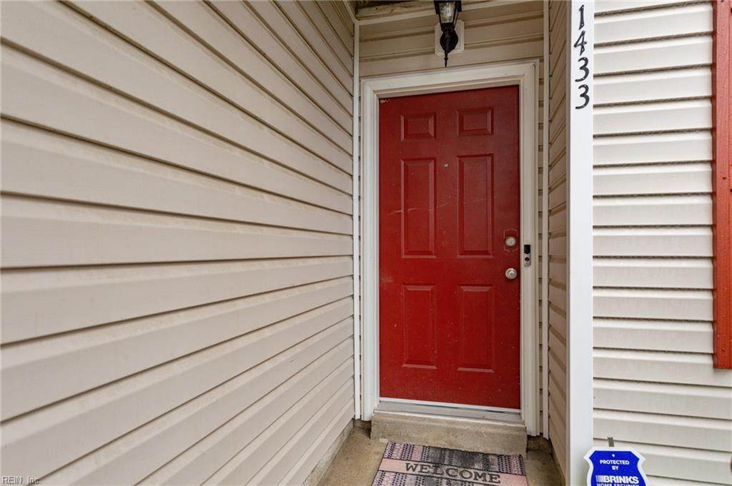 1433 Deerpond Ln - Photo 1
