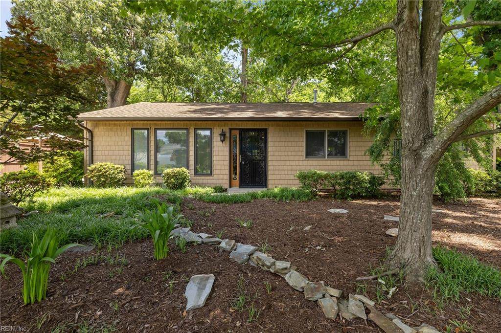 224 Iroquois Rd - Photo 1