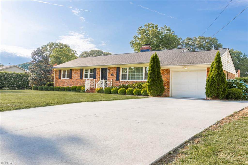 1808 Ashley Dr - Photo 1