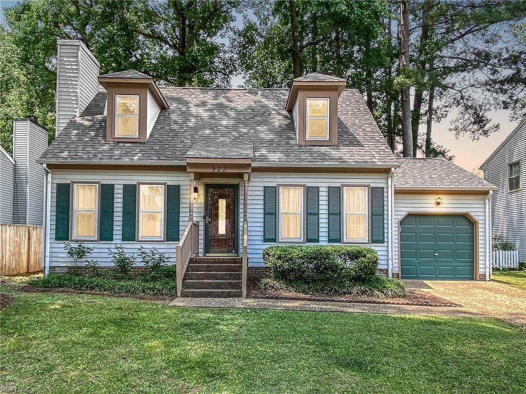 973 Banks Ln - Photo 1