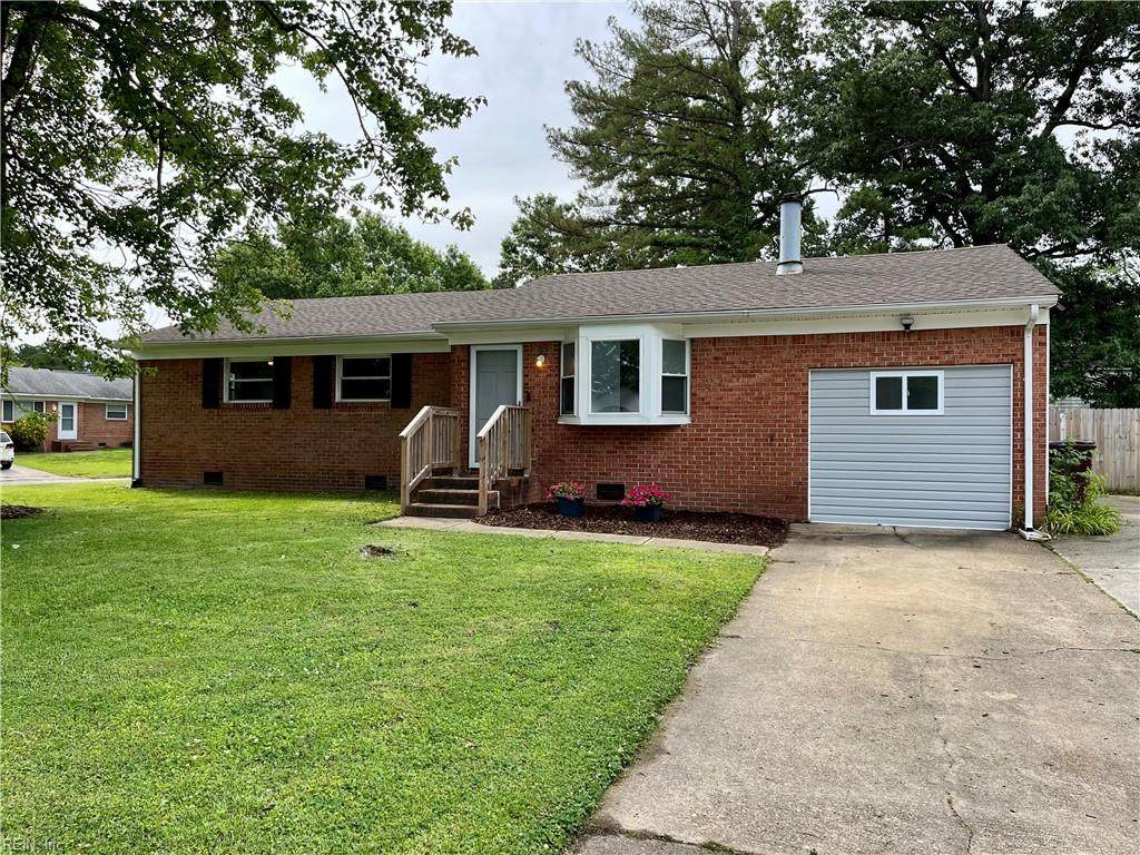 3300 Pine Hill Cres - Photo 1