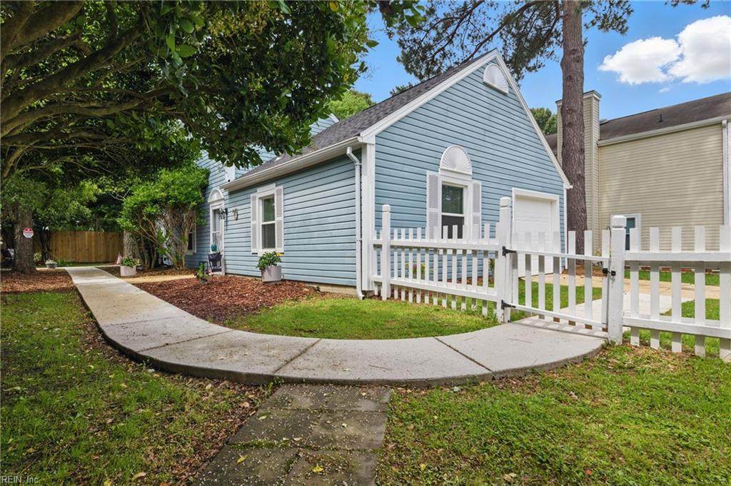 3605 Addison St - Photo 1