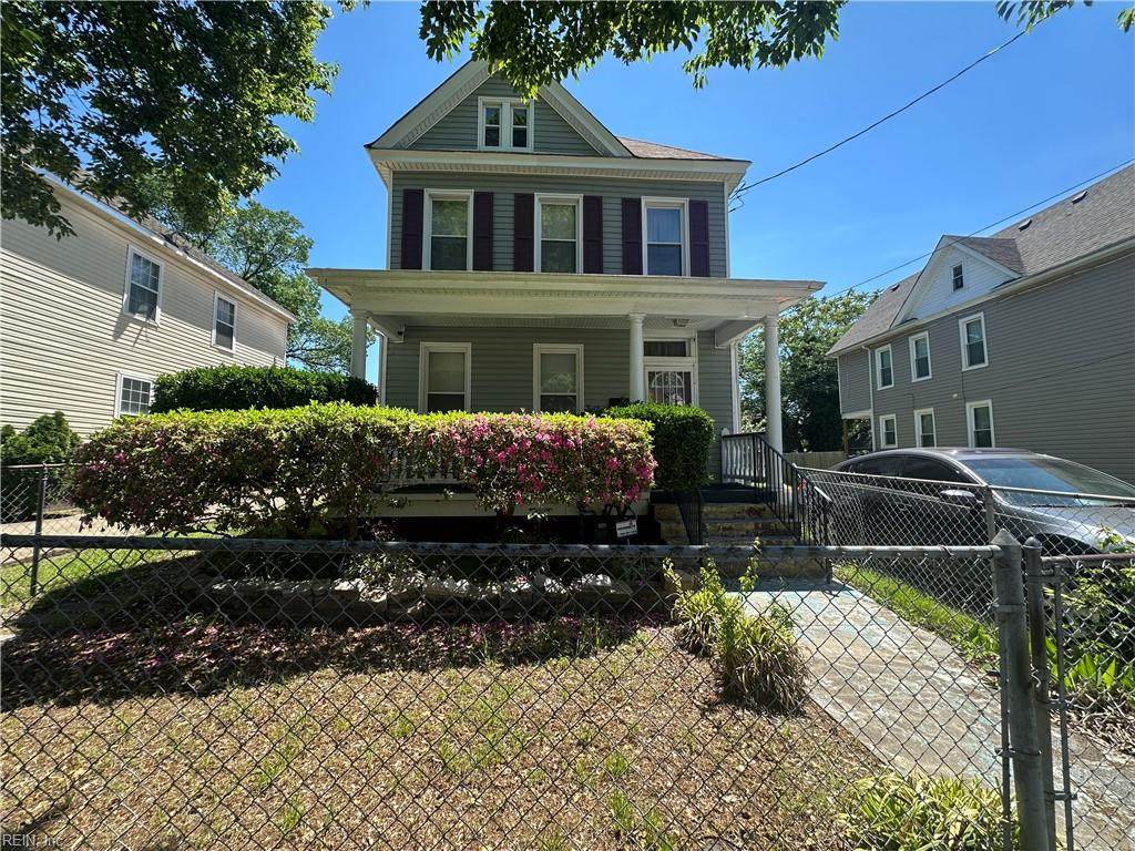 411 34th St - Photo 1