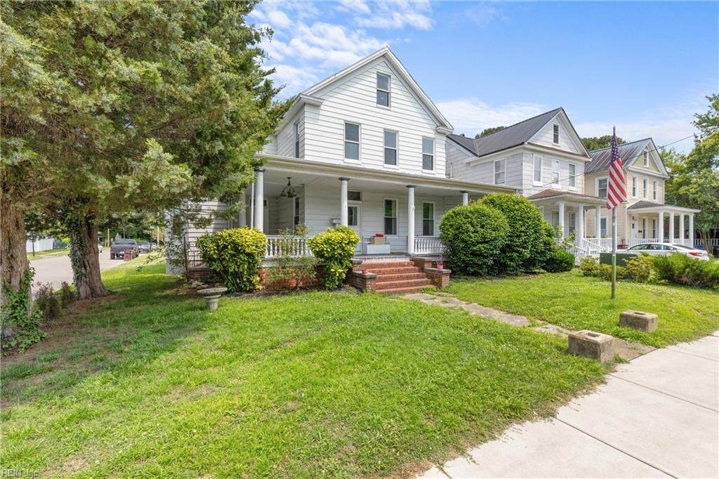 1301 Chesapeake Ave - Photo 1