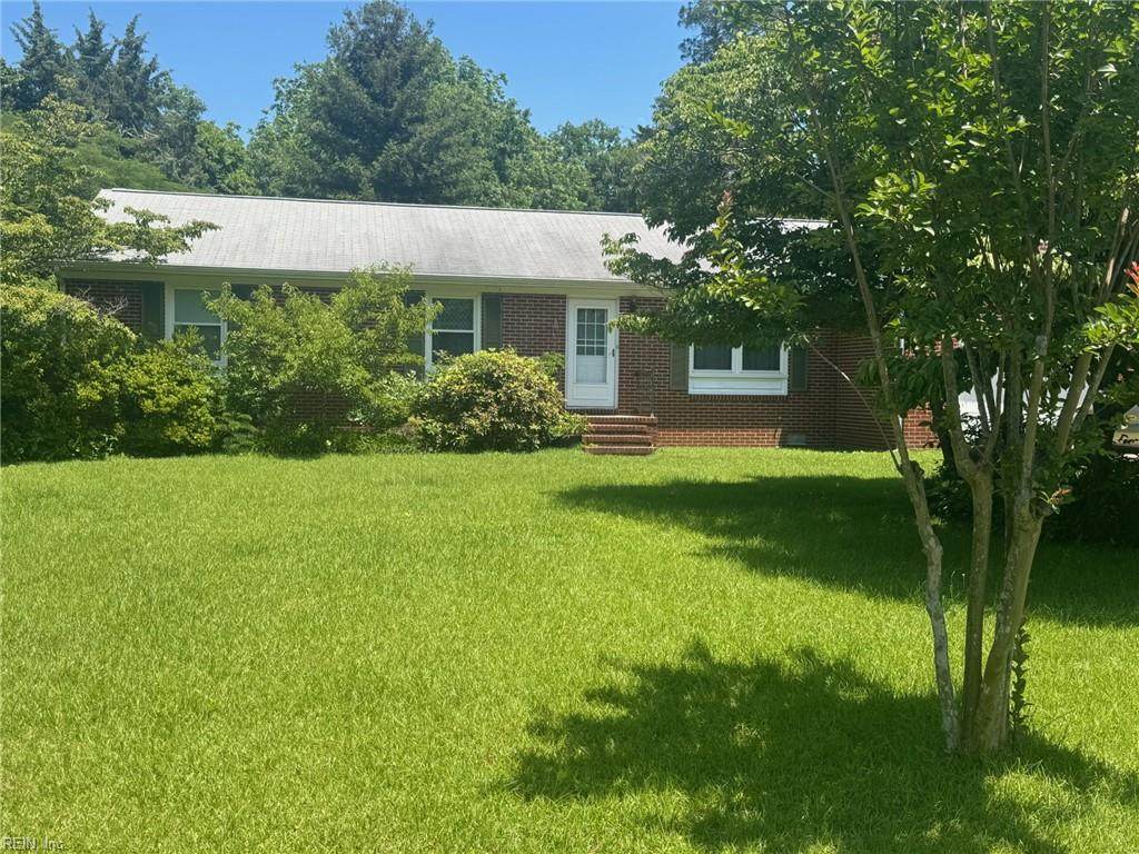 2643 Woodford Ave - Photo 1