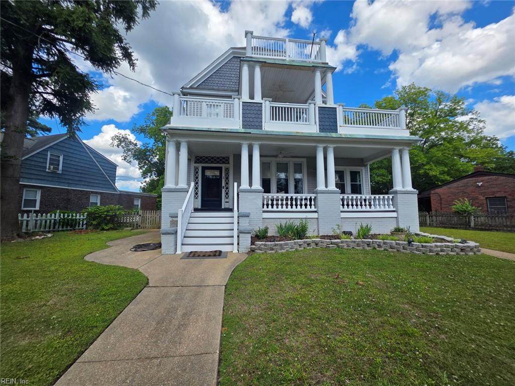 132 Orleans Cir - Photo 1