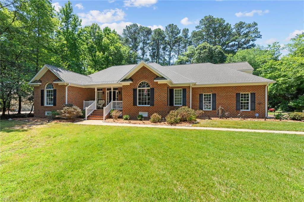 114 River Point Drive - Photo 1