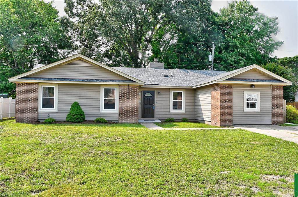 5037 Holly Farms Dr - Photo 1