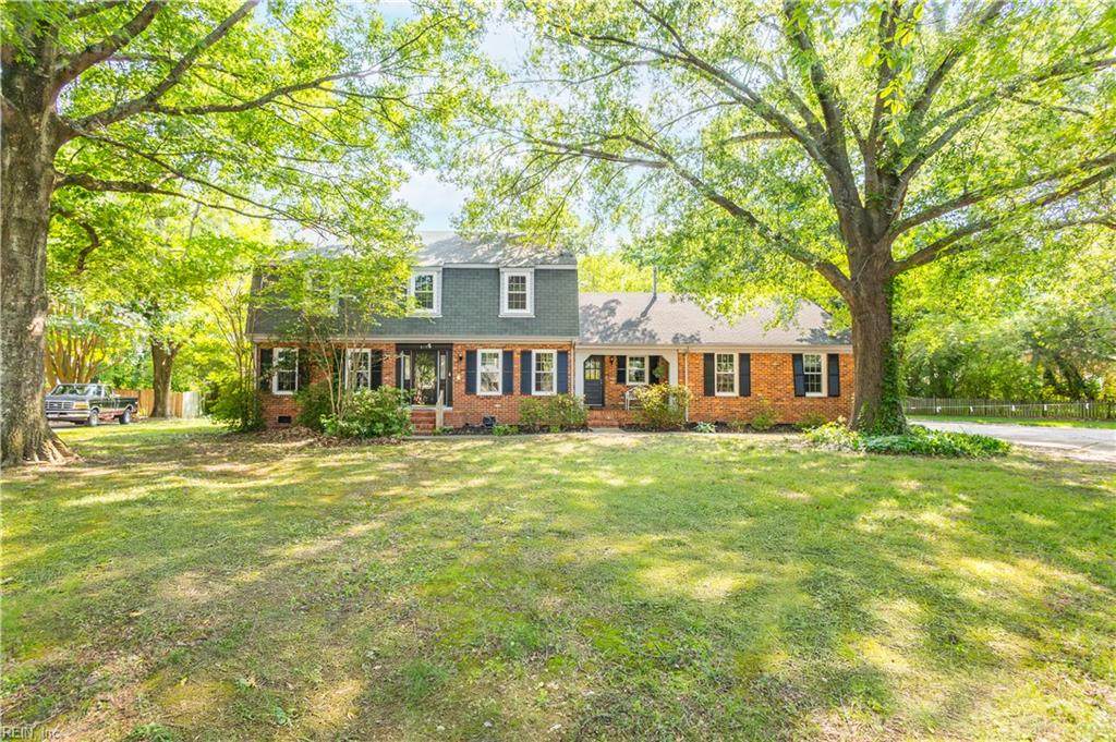 613 Claypool Ct - Photo 1