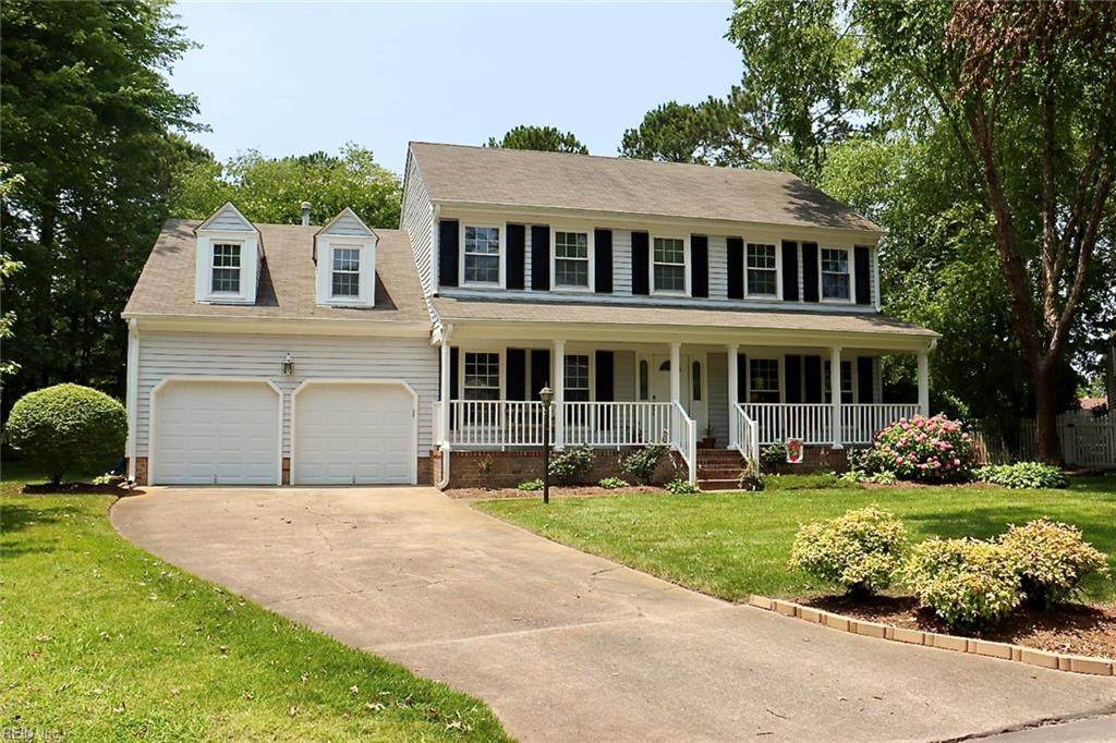 348 Barcelona Dr - Photo 1