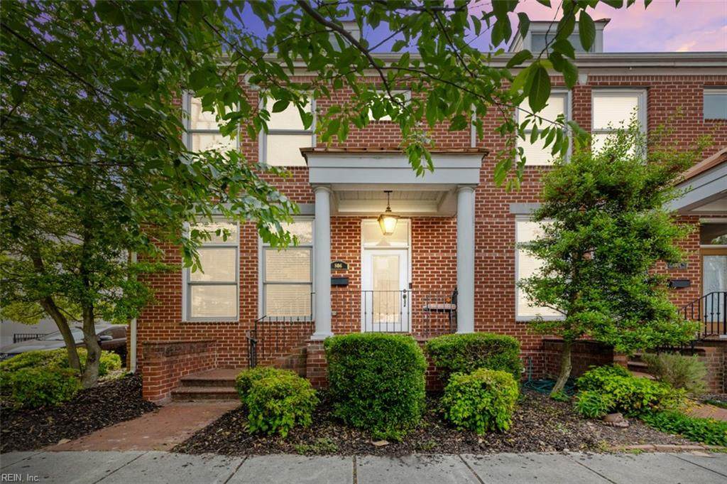 806 Manteo St - Photo 1