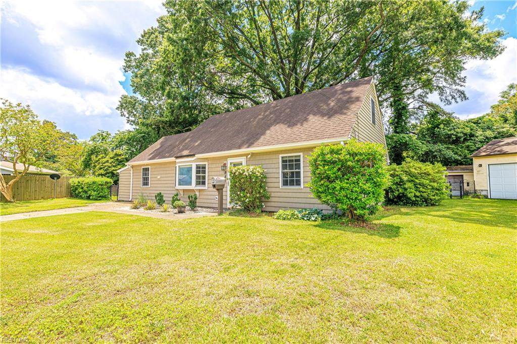 841 Round Bay Ct - Photo 1